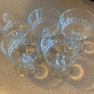 Vintage French  Luminarc clear stemmed sherbet/sundae coupe set of 5. Like new